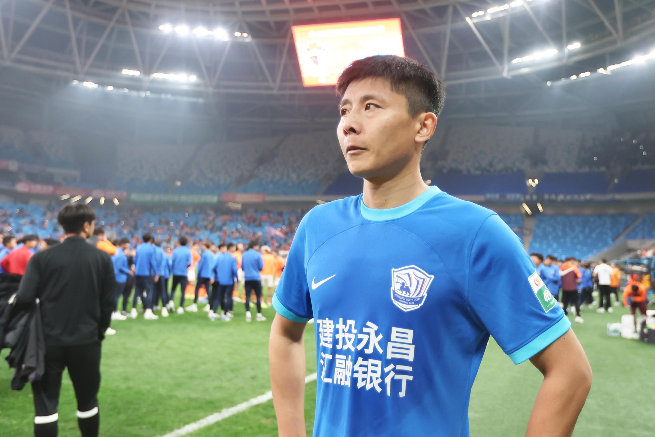 今天第5個！鄭凱木質(zhì)疑滄州：連續(xù)四年欠球員工資，還能過準(zhǔn)入？